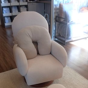 01 poltrona curve abstratto giro e balanco tecido speciale